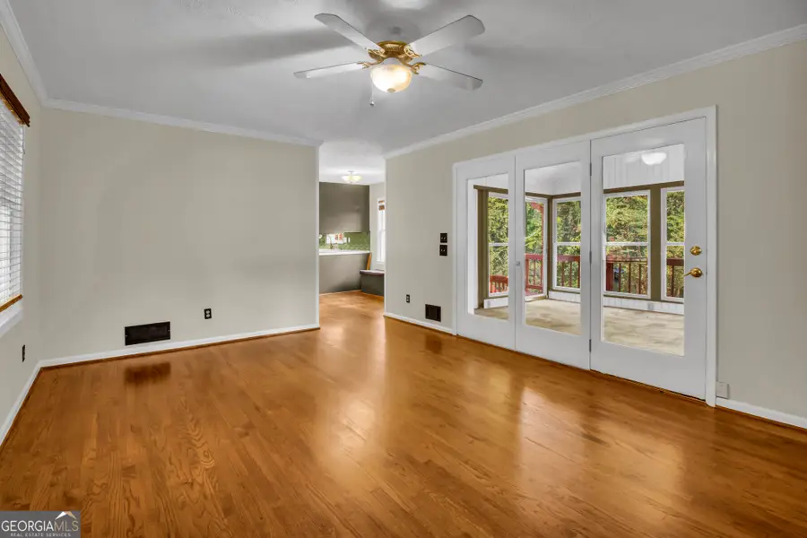 2594 W Fontainebleau Court, Dunwoody, GA 30360 - #3