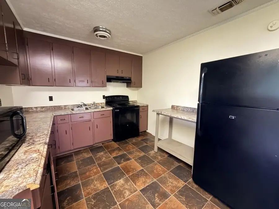261 13th Avenue Sw, Cairo, GA 39828 - #3