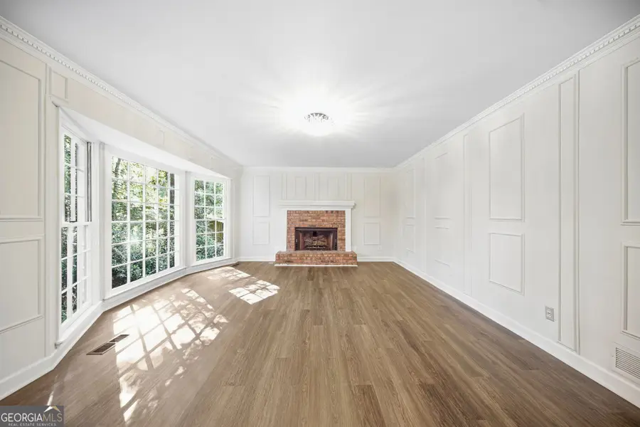 305 Old Tree Trc, Roswell, GA 30075 - #3
