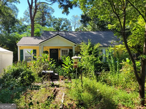 2042 Arlington Circle Nw, Atlanta, GA 30318