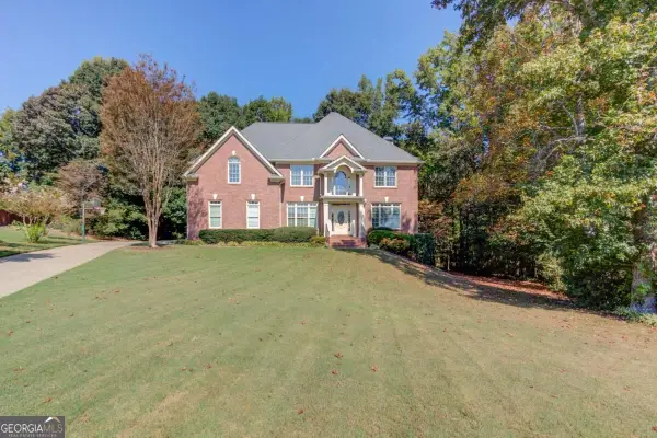 4121 Holcomb Creek Drive, Buford, GA 30519