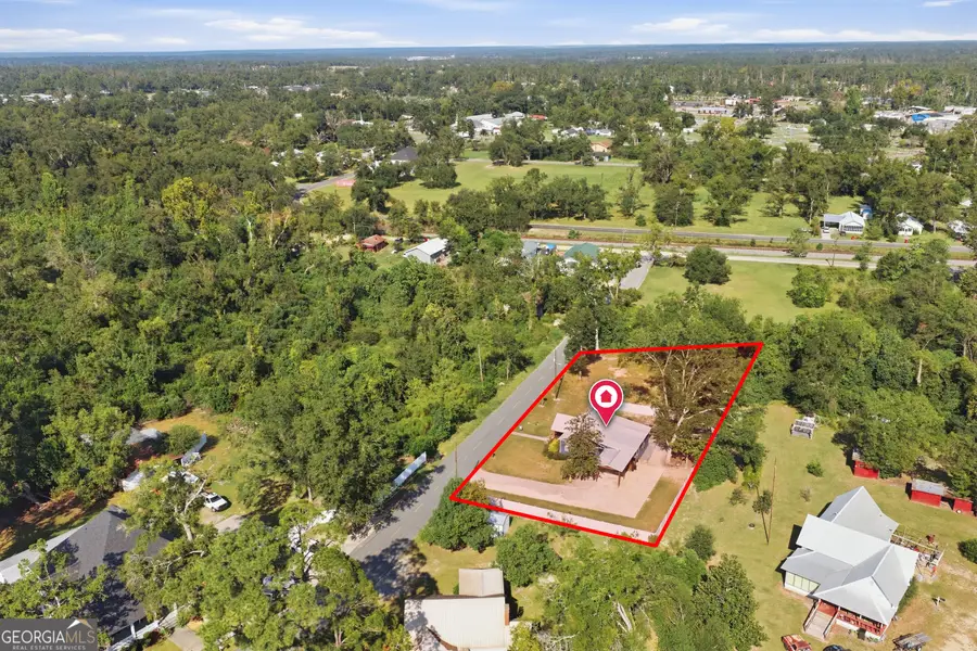 19 Mcdonald Street, Hazlehurst, GA 31539 - #3