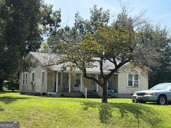411 W End Avenue #17, Ashburn, GA 31714