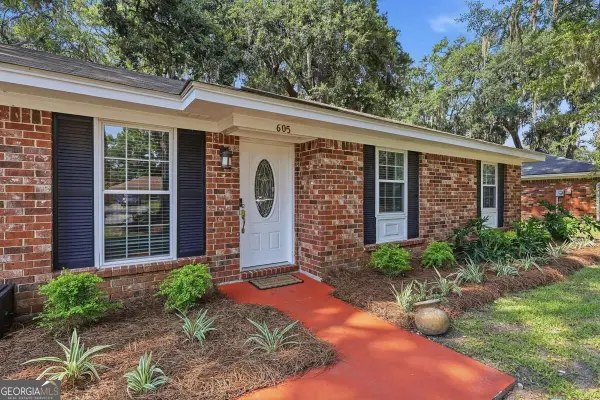 605 Leaning Oaks Drive, Savannah, GA 31410