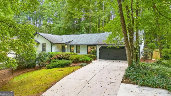 2658 Chimney Springs Drive, Marietta, GA 30062
