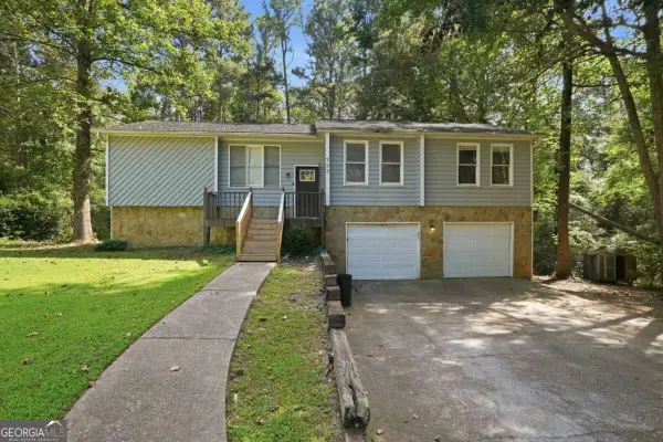 732 Harness Court, Lithonia, GA 30058