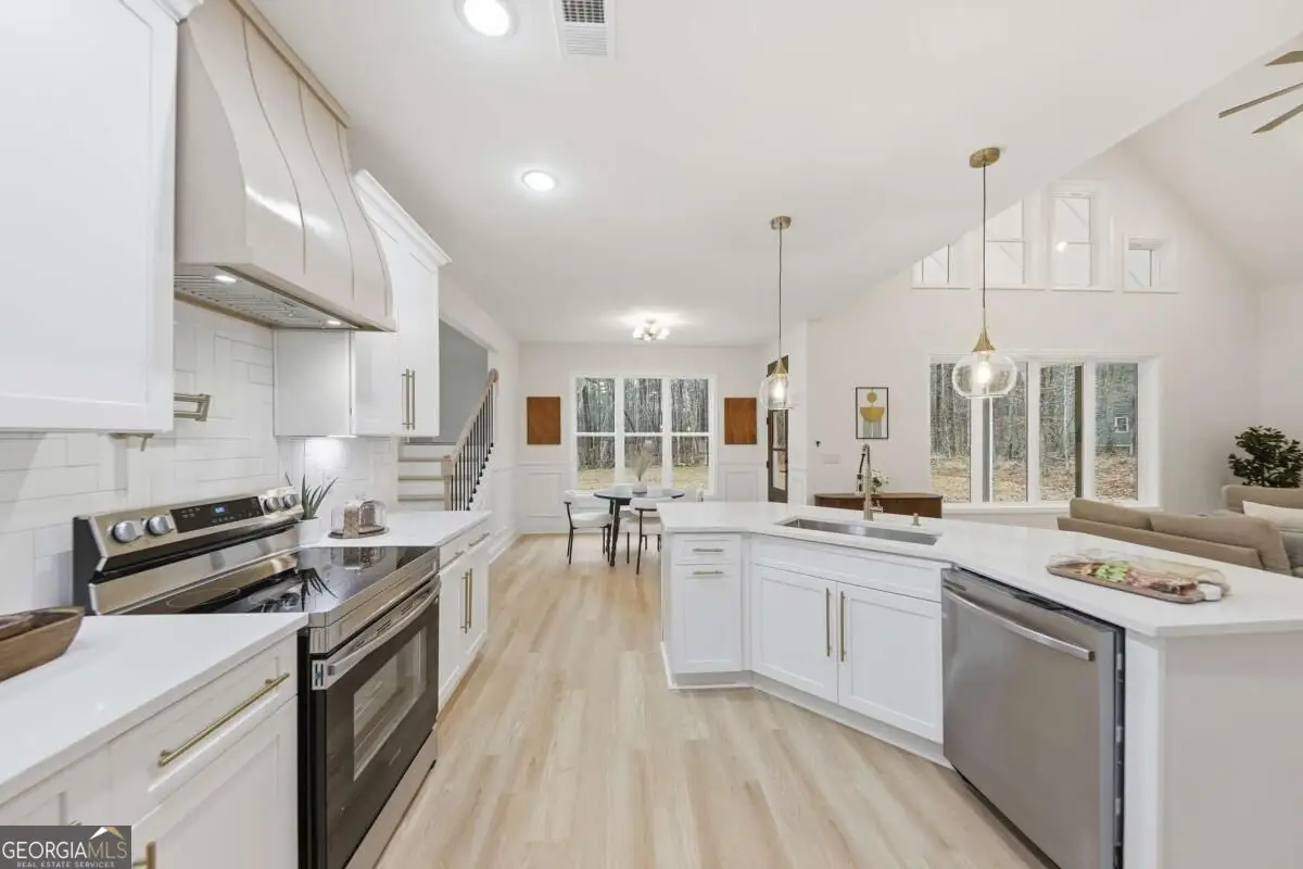 370 Harbour Shores Drive, Jackson, GA 30233 - #1