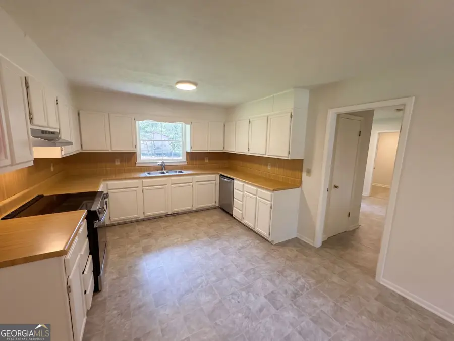 3089 Linecrest Road, Ellenwood, GA 30294 - #2