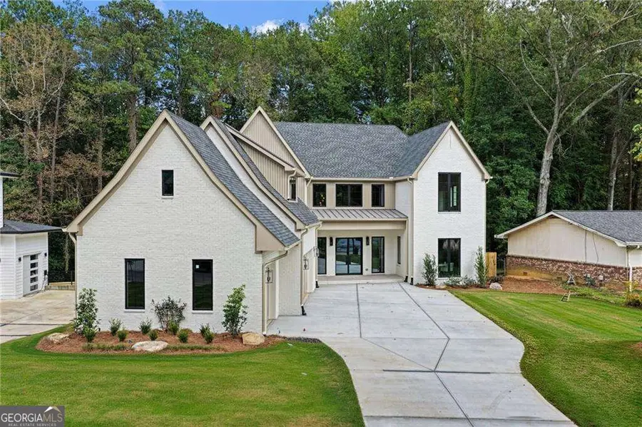 4901 Cambridge Drive, Dunwoody, GA 30338 - #2