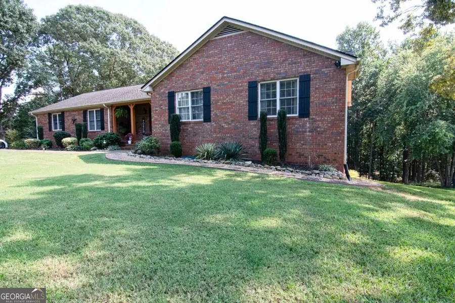 2714 Dorsey Peek Road, Gainesville, GA 30507 - #3