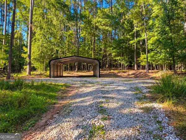 215 Rockville Springs Drive, Eatonton, GA 31024
