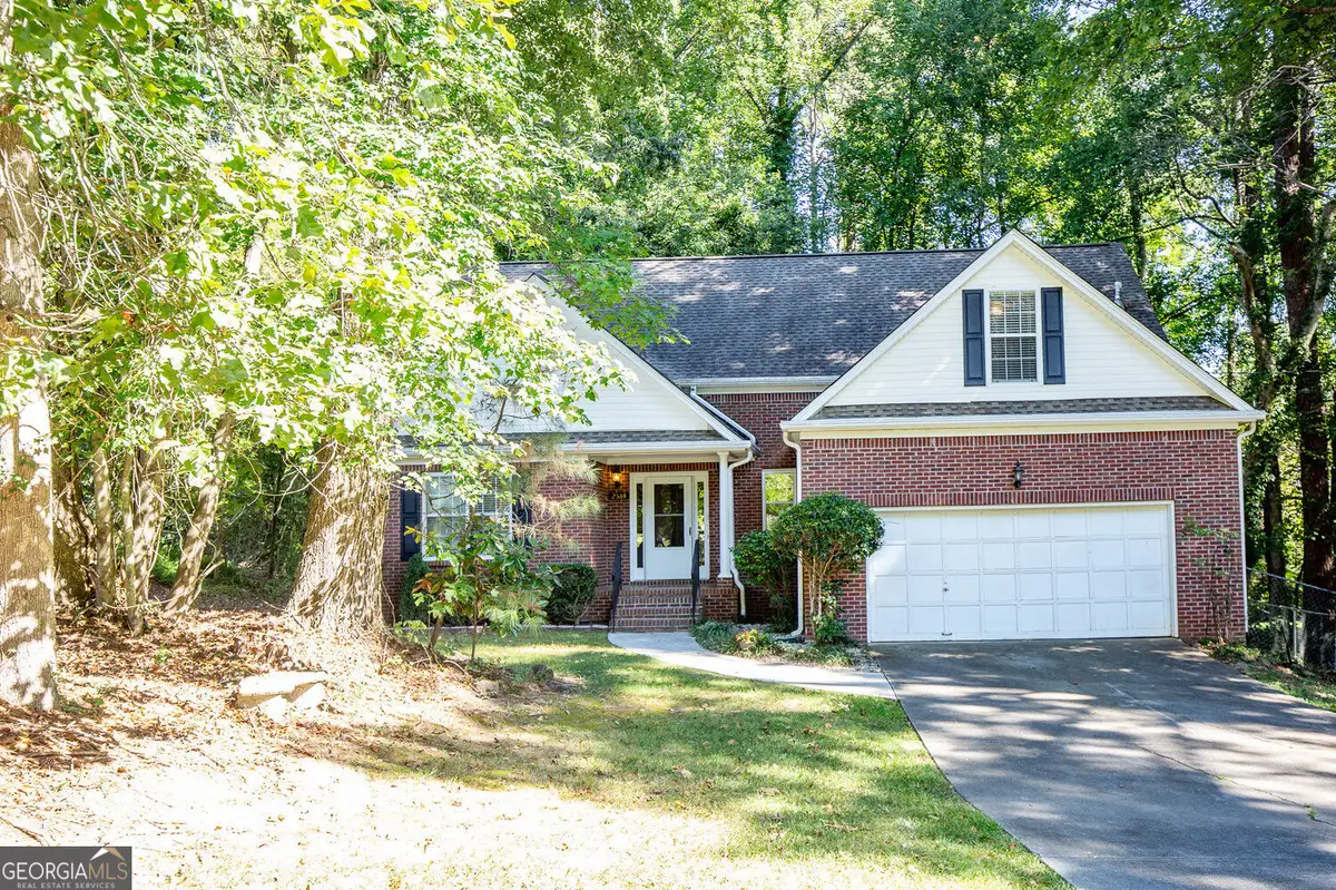2584 Rockwood Way Sw, Stone Mountain, GA 30087 - #1