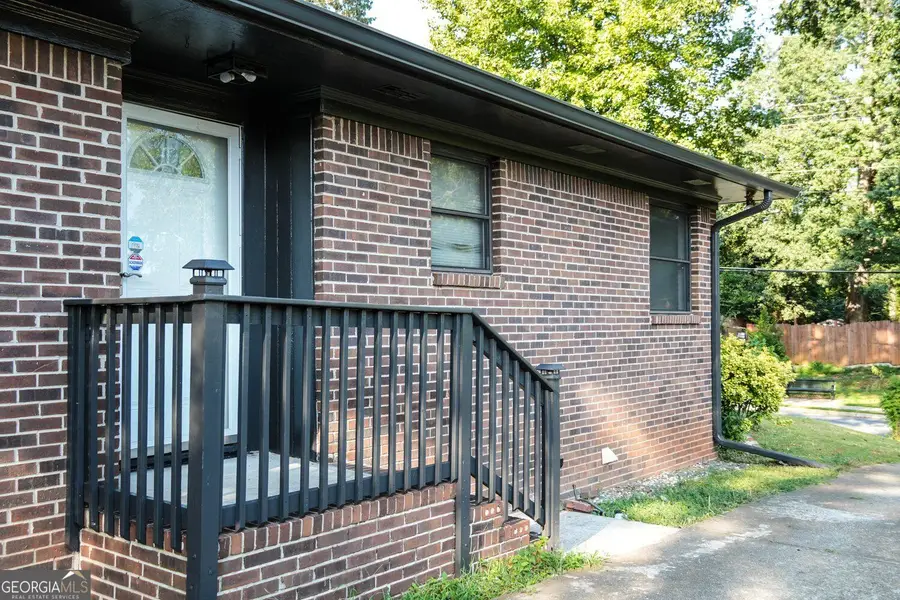 933 Rowland Street, Clarkston, GA 30021 - #2