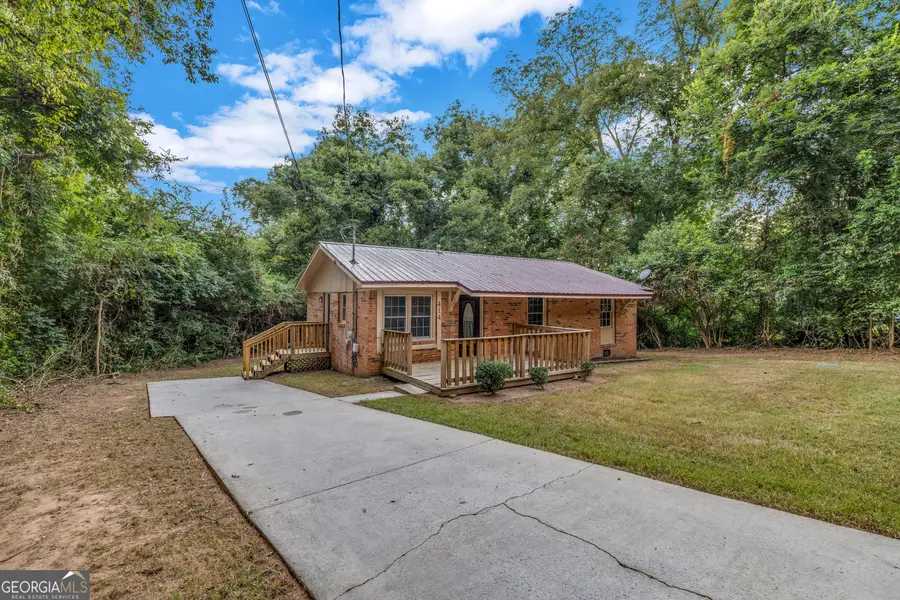 414 W Richland Avenue, Greensboro, GA 30642 - #2