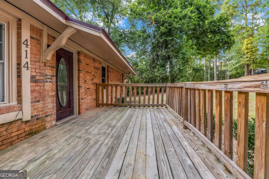 414 W Richland Avenue, Greensboro, GA 30642 - #3