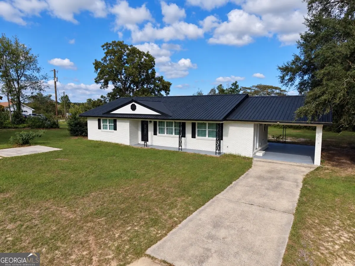 3848 Hatch Parkway N, Baxley, GA 31513 - #1