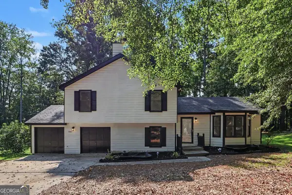 5880 Bluebonnet Circle, College Park, GA 30349
