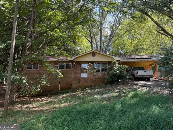 17 S Trail, Dallas, GA 30157