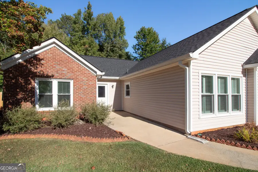 110 Spring Lake Point, Athens, GA 30605 - #3