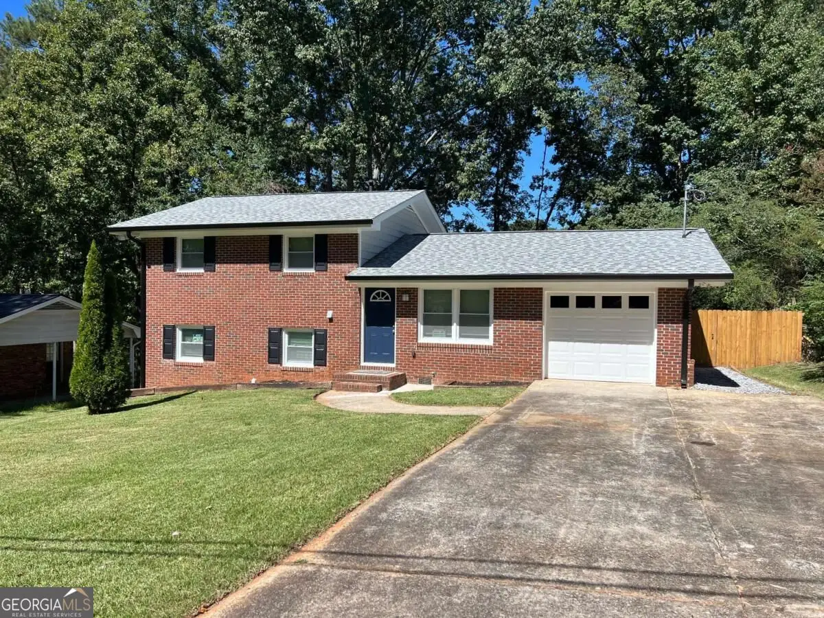 988 Tamarack Trail, Forest Park, GA 30297 - #1