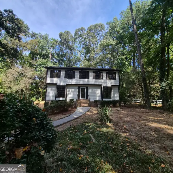 2201 Brookfield Circle, Lawrenceville, GA 30043
