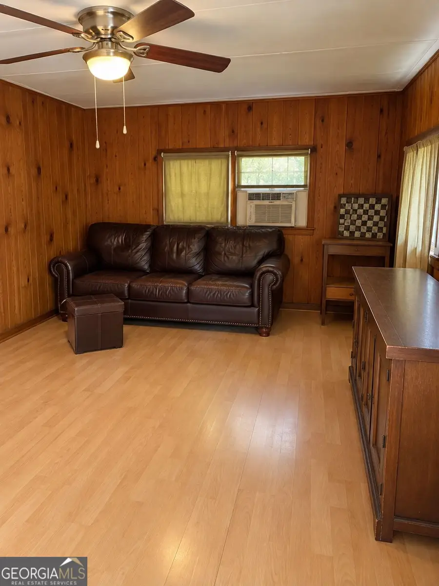 420 W Trilby Street, Wrightsville, GA 31096 - #3