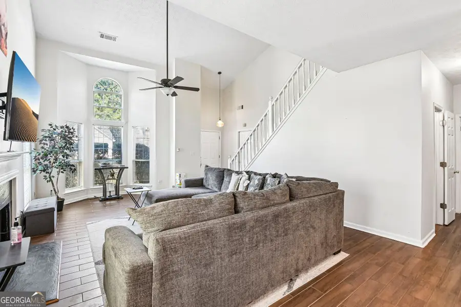 1117 W Shore Drive, Riverdale, GA 30296 - #3
