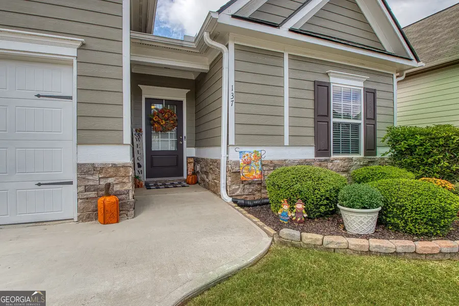 137 Thomaston Street, Newnan, GA 30263 - #2