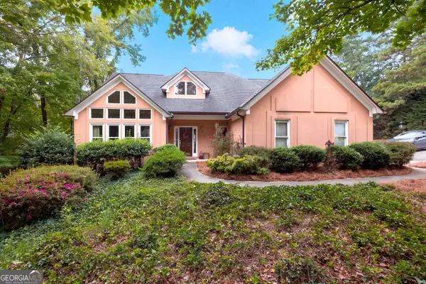 305 Deer Cliff Cove, Lawrenceville, GA 30043