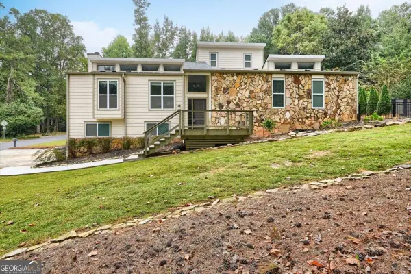 2470 Kingsley Drive Ne, Marietta, GA 30062
