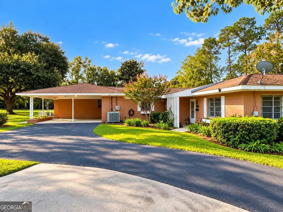 915 N Main St, Statesboro, GA 30458 - #2