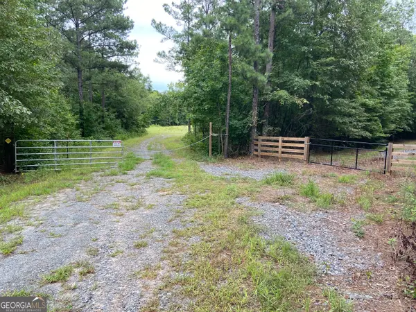 126 Potts Pond Road, Barnesville, GA 30204