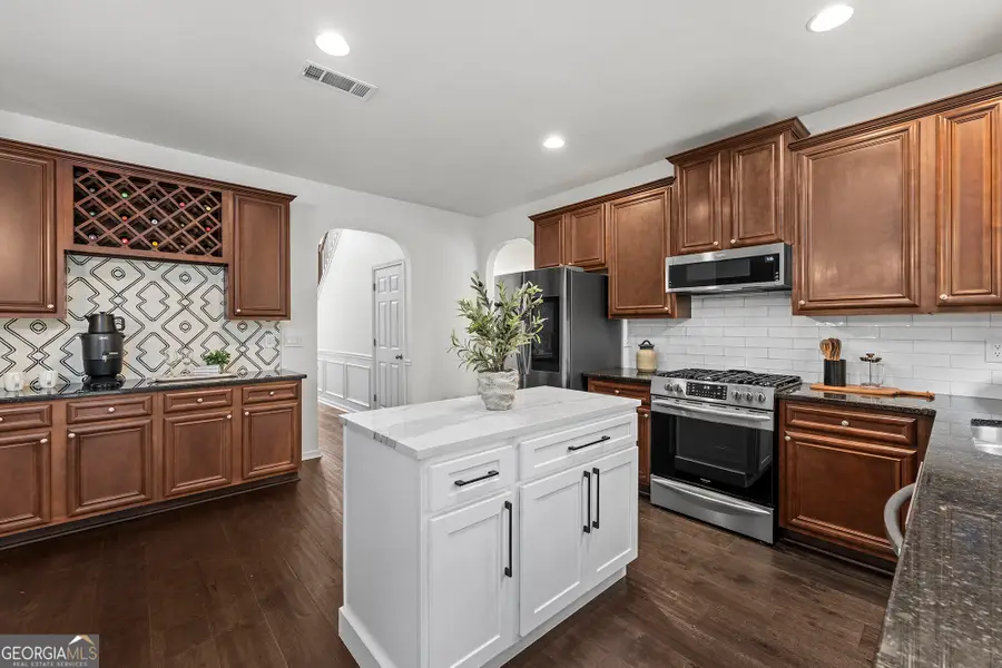137 Farm Valley Drive, Canton, GA 30115 - #2