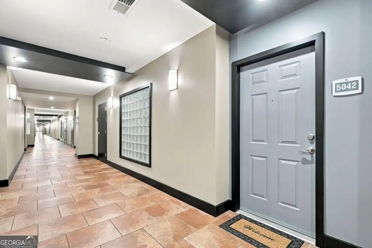 390 17th Street Nw #5042, Atlanta, GA 30363 - #1