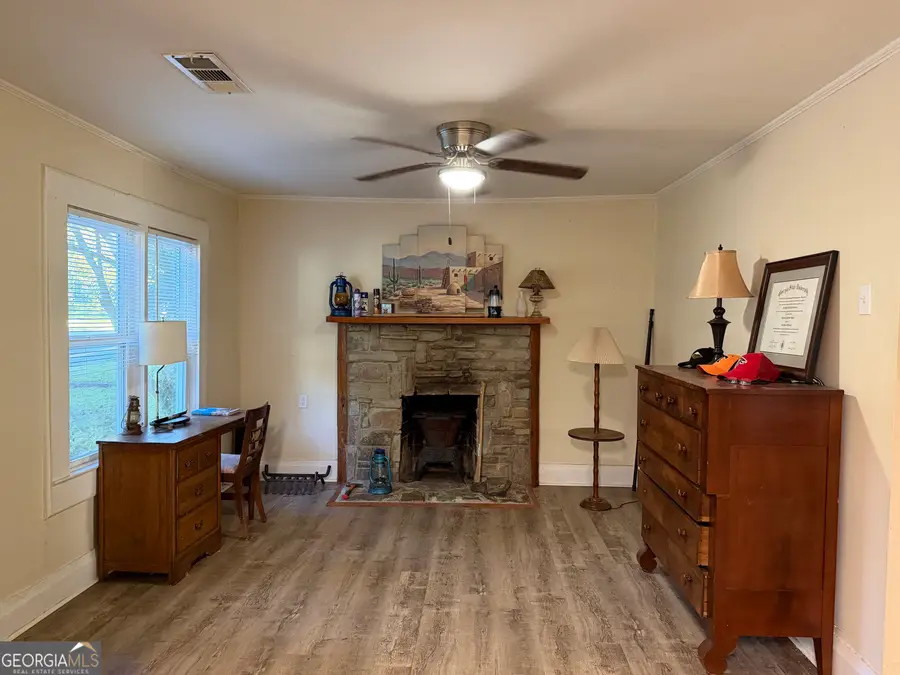 263 S Pond Street, Toccoa, GA 30577 - #2
