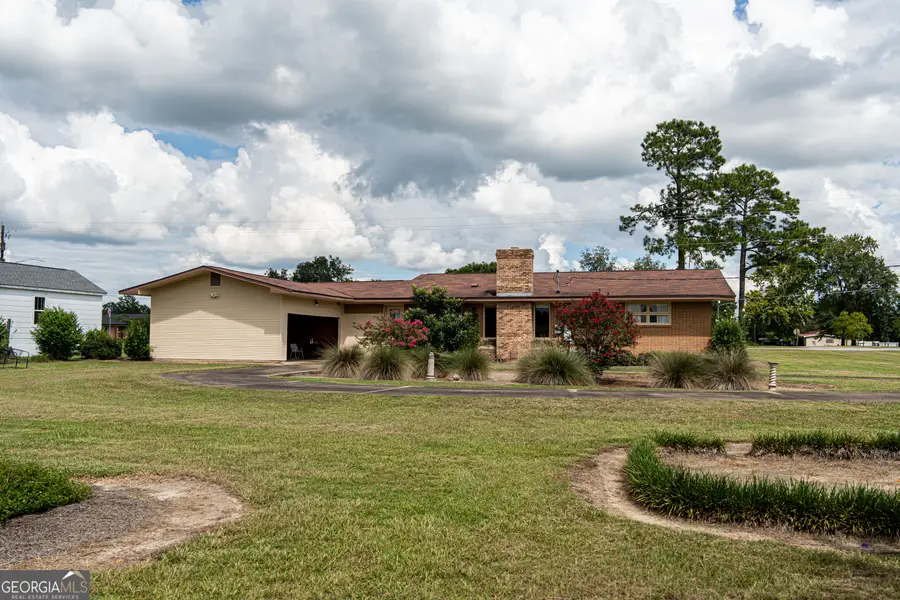410 S Newcombe Avenue, Donalsonville, GA 39845 - #3