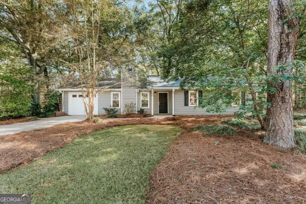 138 V F W Drive, Watkinsville, GA 30677