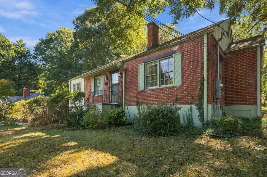 620 S Gordon Circle, Hapeville, GA 30354 - #2