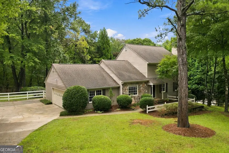 1726 W Point Circle, Marietta, GA 30068 - #2