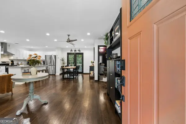 2127 Garden Circle, Decatur, GA 30032