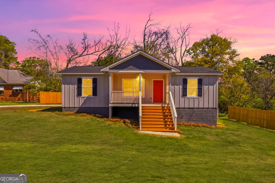 509 Carlton Avenue, Union Point, GA 30669 - #2