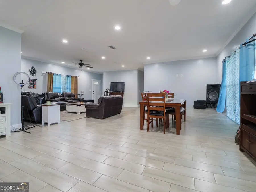 2301 Azalea Drive, Valdosta, GA 31602 - #3