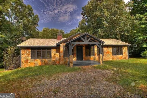 333 Orchard Loop Road, Ellijay, GA 30536
