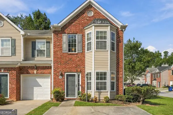 2752 Rocky Court, Atlanta, GA 30349