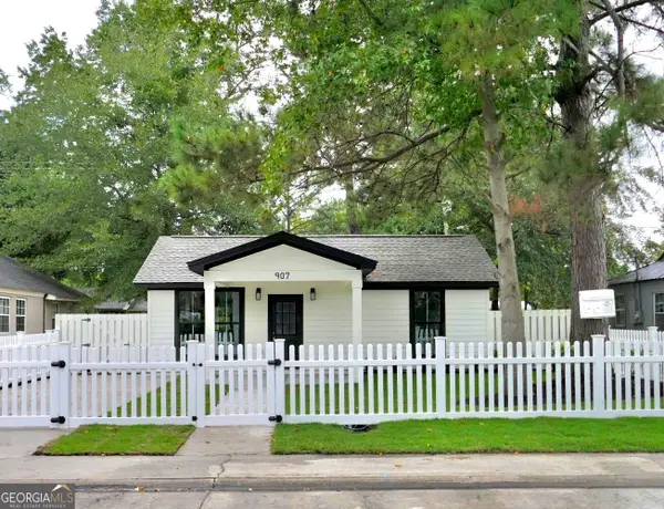 907 Cubbedge Street, Savannah, GA 31415