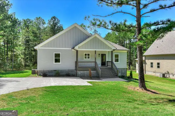 1198 Sunset Cove, Tignall, GA 30668
