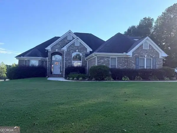 901 Old Barker Place, Loganville, GA 30052