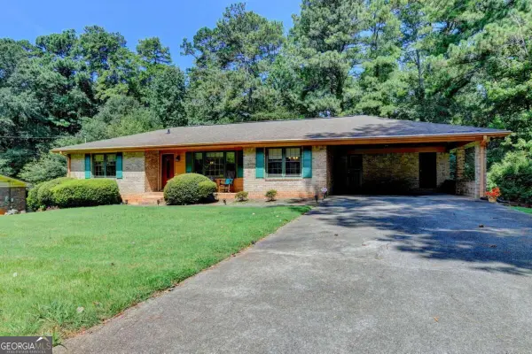 4061 Whispering Forest Court Sw, Lilburn, GA 30047