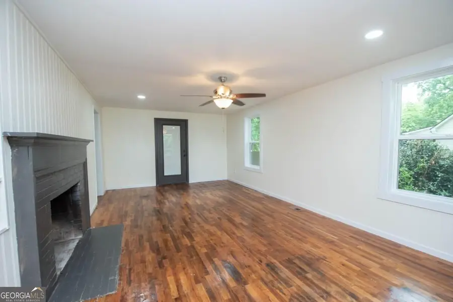 250 Lagrange Street, Grantville, GA 30220 - #2