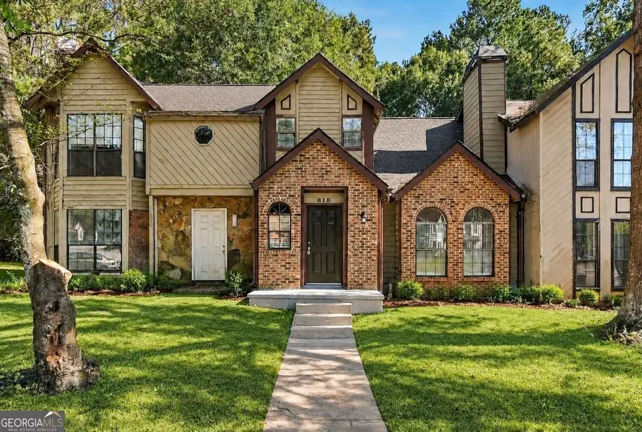 818 Heritage Oaks Drive, Stone Mountain, GA 30088 - #2